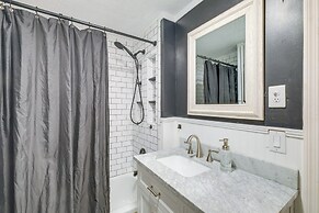 Large Lynchburg Family Home w/ Hot Tub: 4 Mi to LU