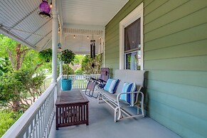 Large Lynchburg Family Home w/ Hot Tub: 4 Mi to LU