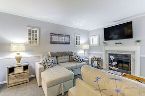 Norwich Vacation Rental w/ Golf Course Views!