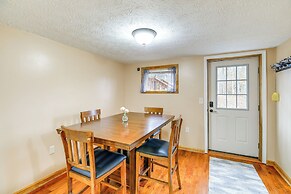 Peaceful South Holston Lake Cabin w/ Dock & Deck!