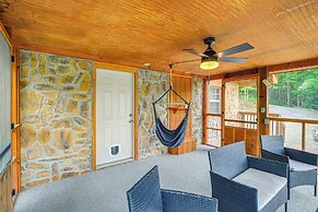 Peaceful South Holston Lake Cabin w/ Dock & Deck!
