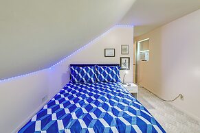 Morehead City Home ~ Walk to Beach Park!