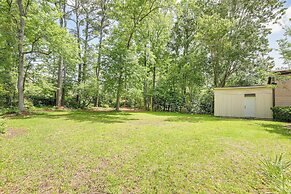 Morehead City Home ~ Walk to Beach Park!
