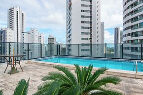 Apt 2 quartos com varanda próximo Praça Casa Forte o bairro mais agrad