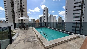 Apt 2 quartos com varanda próximo Praça Casa Forte o bairro mais agrad