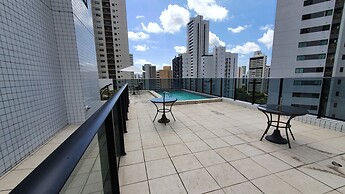 Apt 2 quartos com varanda próximo Praça Casa Forte o bairro mais agrad