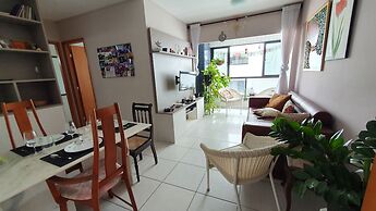 Apt 2 quartos com varanda próximo Praça Casa Forte o bairro mais agrad