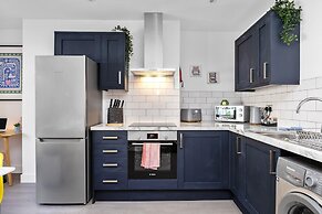 Queens Mile 2 With Free Parking By My Getaways