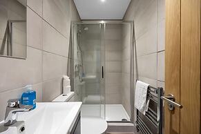 Queens Mile 2 With Free Parking By My Getaways