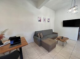 Cozy 1 Bd Apt in Therisos with Balcony