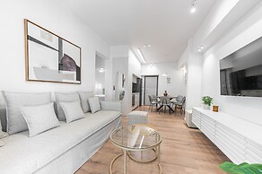 Phaedrus Living: Prosperity Residences Paradise