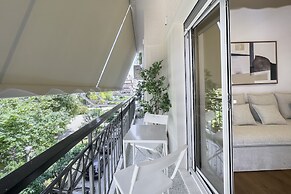 Phaedrus Living: Prosperity Residences Paradise