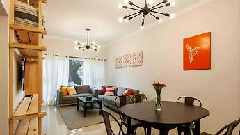 Tranquil Sunny Condesa