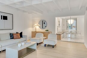 Poolside Paradise: 4BR w Pool and Mini Playground!