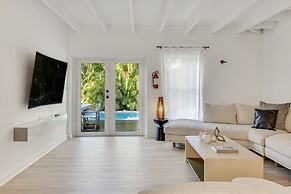 Poolside Paradise: 4BR w Pool and Mini Playground!