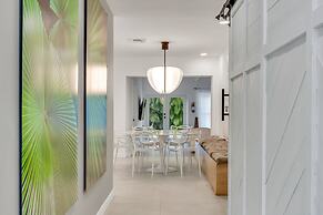 Poolside Paradise: 4BR w Pool and Mini Playground!