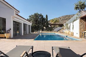 Grand Apollon Villa