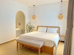 May House Grand World Phu Quoc