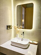 May House Grand World Phu Quoc