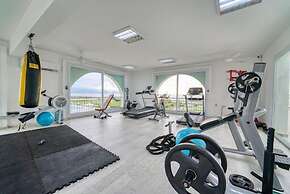 Aphroditebeachfrontresort Unique gem Direct by sea