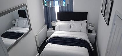 Seaside Retreat on Fleet Street