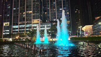 Luxury Upscale Retreat in Uptown Bgc, Metro Manila