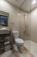 Luxury Upscale Retreat in Uptown Bgc, Metro Manila