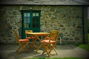 Tranquil Glenshee Cottage Retreat