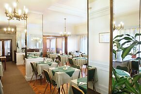 Constitución Palace Hotel