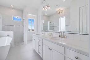 La161- Casa de Coconuts