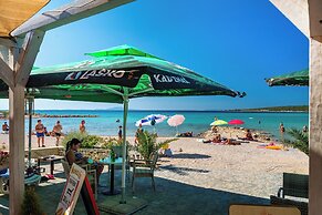 Bbq Holly Garden Novalja D