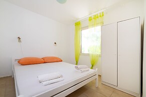 Bbq Holly Garden Novalja D