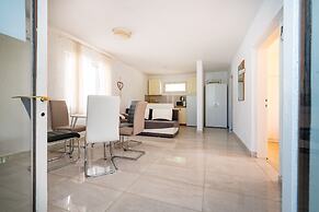 Bbq Holly Garden Novalja D