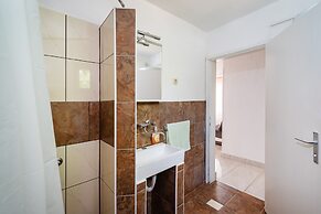 Bbq Holly Garden Novalja D