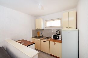 Bbq Holly Garden Novalja D