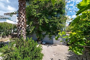 Bbq Holly Garden Novalja D