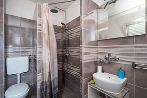 Bbq Holly Garden Novalja G