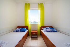 Bbq Holly Garden Novalja G