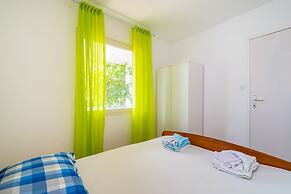 Bbq Holly Garden Novalja G