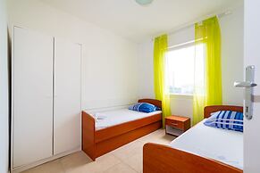 Bbq Holly Garden Novalja G