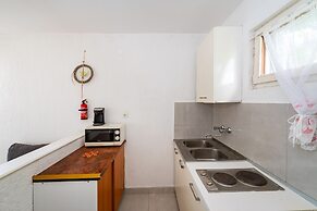 Bbq Holly Garden Novalja G