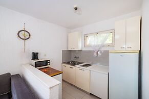 Bbq Holly Garden Novalja G