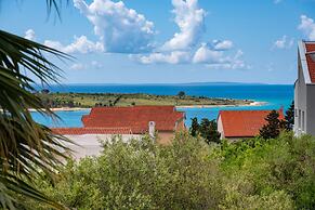 Bbq Holly Garden Novalja G