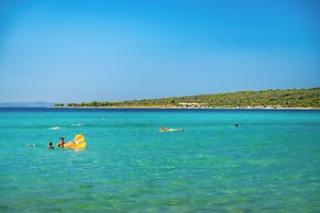 Apartments Valy 6 Center Novalja