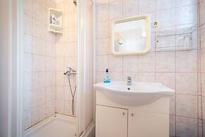 Apartments Valy 6 Center Novalja