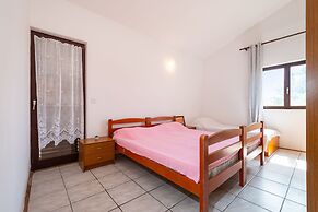 Apartments Valy 5 Center Novalja