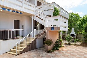 Apartments Valy 4 Center Novalja