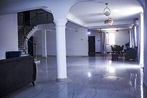 Exclusive Villa in 5 Hideout East Legon