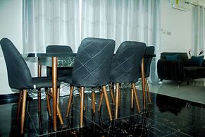 Exclusive Villa in 5 Hideout East Legon