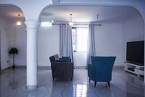 Exclusive Villa in 5 Hideout East Legon
